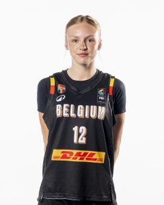 BENS, Leonie