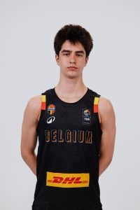 VAN DE VYVER, Lowie